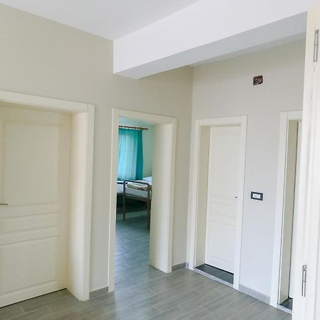 Klerichi Hotel Tiranë Ngoại thất bức ảnh