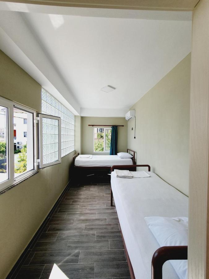 Klerichi Hotel Tiranë Ngoại thất bức ảnh